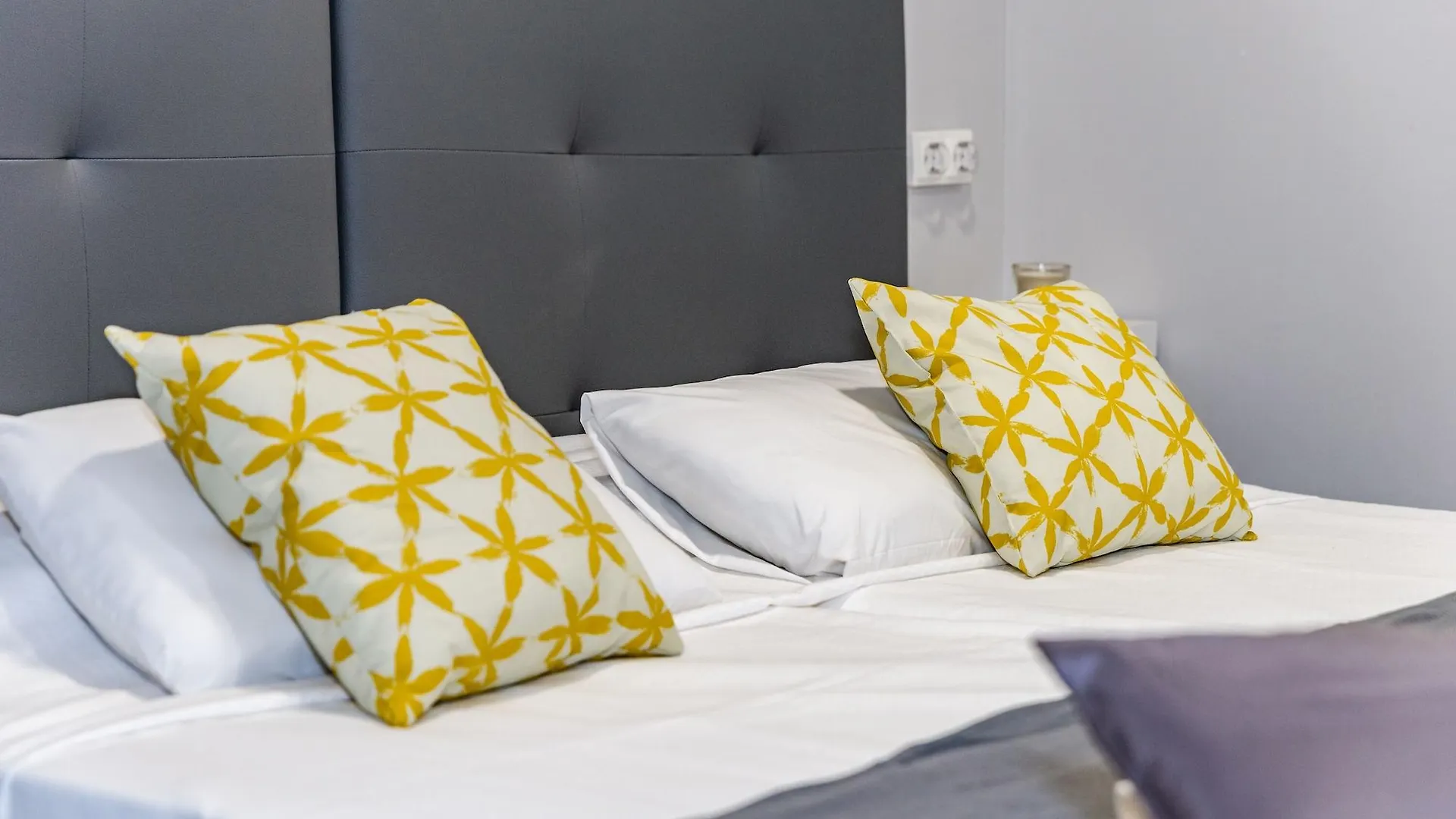 Sun & Moon Hostel Barselona