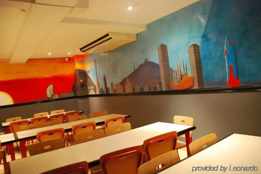 Sun & Moon Hostel Barselona