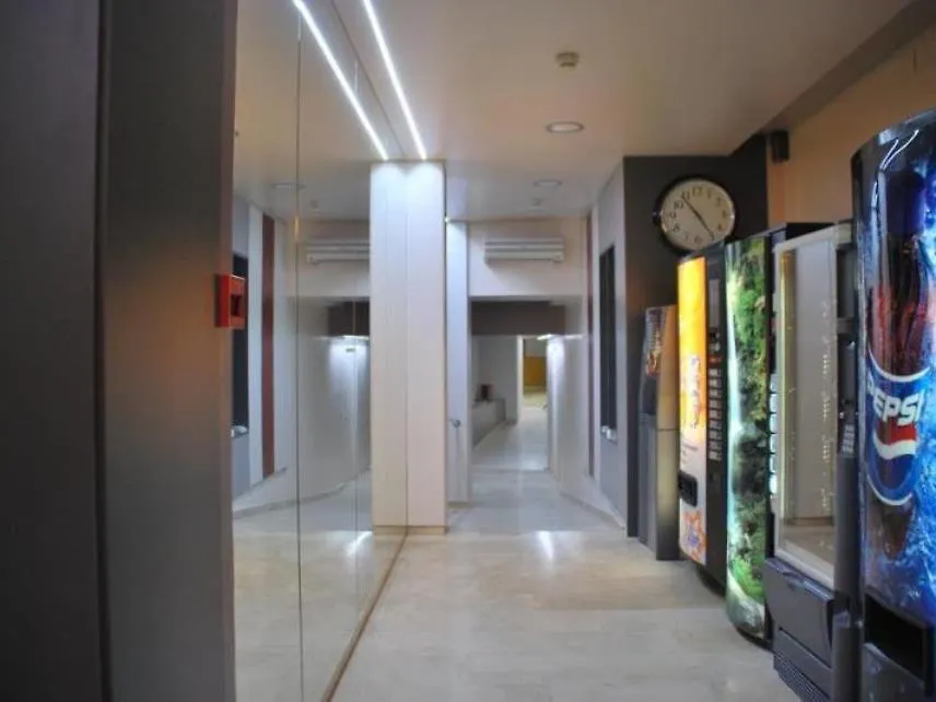Sun & Moon Hostel Barcelona