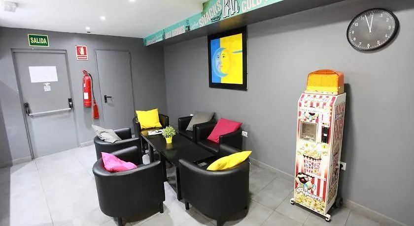 Sun & Moon Hostel Barcelona Spain